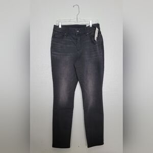 NWT Chico's Black Secret Stretch Denim Jegging